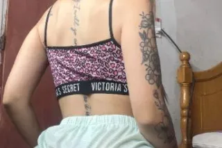 petite and yummy treat 🍭 craving a naughty fuck buddy 😈 - Image 6