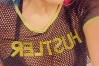 New in Town 😘 - Image 2