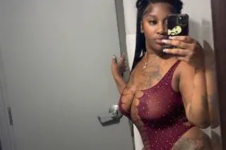 Incall/Outcall 💋💦 Available now - Image 1